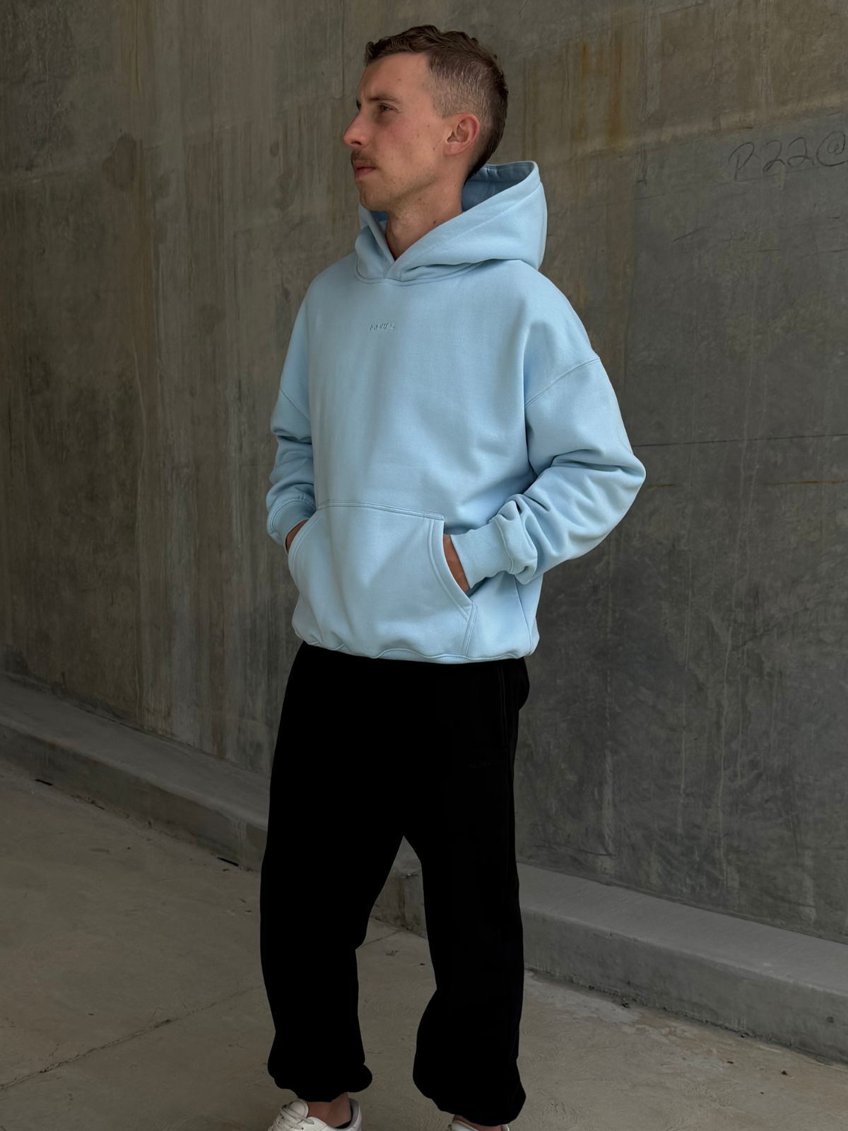 nathan is 6'1 and wears size L